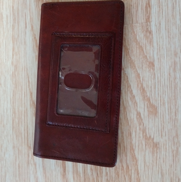$5 w bundle _Wilson Leather Checkbook - Picture 6 of 6